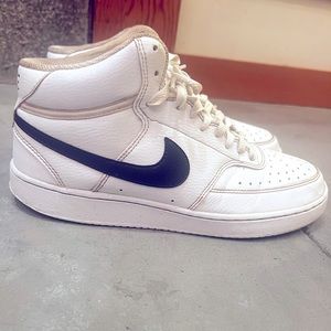 Nile kicks(white/black)